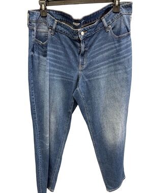1545 / Old Navy Boyfriend Mid Rise Jeans Size 18 Plus